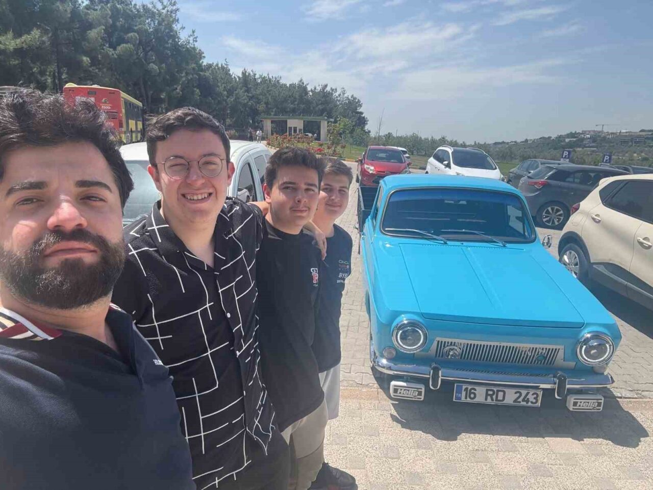 Mudanya Üniversitesi Otomotiv Teknolojisi Programı 1. sınıf öğrencisi Berk Korkmaz