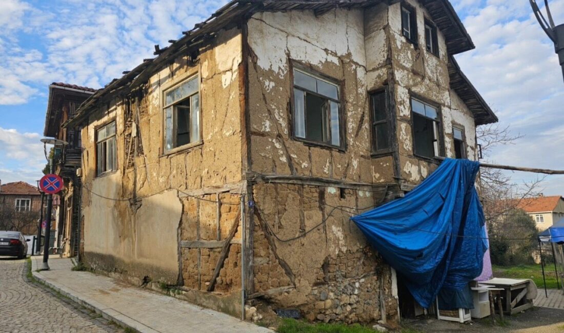 Gölcük Belediyesi, Saraylı Mahallesi’nde bulunan korunması gereken kültür varlığı niteliğindeki