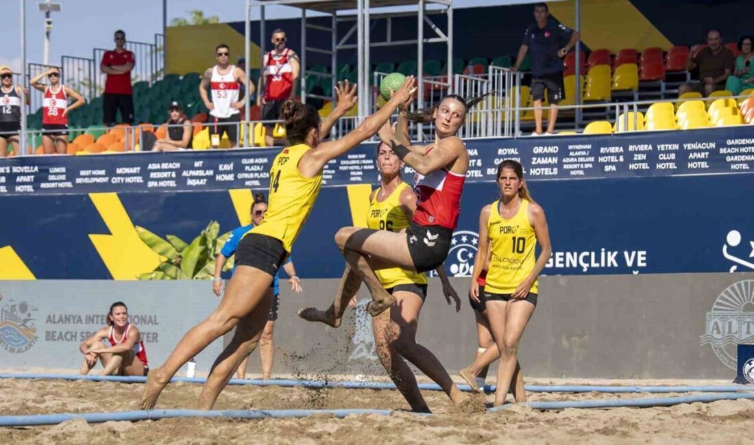 Alanya’da gerçekleştirilen EHF 2025 Avrupa Plaj Hentbol Şampiyonası’nda ilk gün