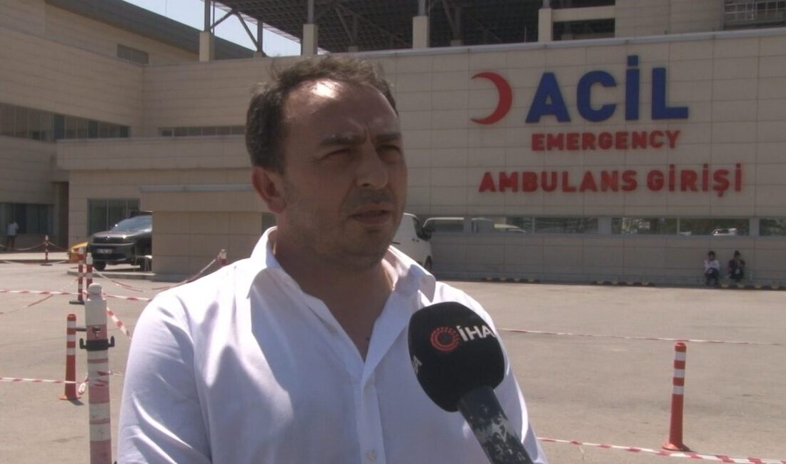 Ankara’nın Çankaya ilçesinde 26 katlı bir binada çıkan yangında dumandan