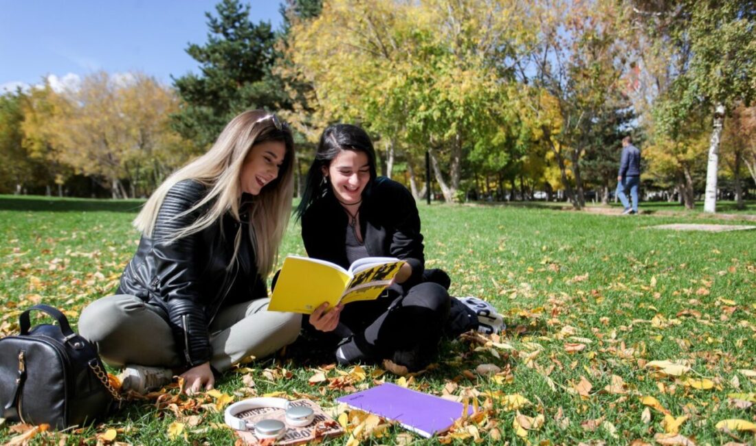 Atatürk Üniversitesi Kalkındırma Vakfı, YKS 2025’te dereceye giren öğrencilere yönelik