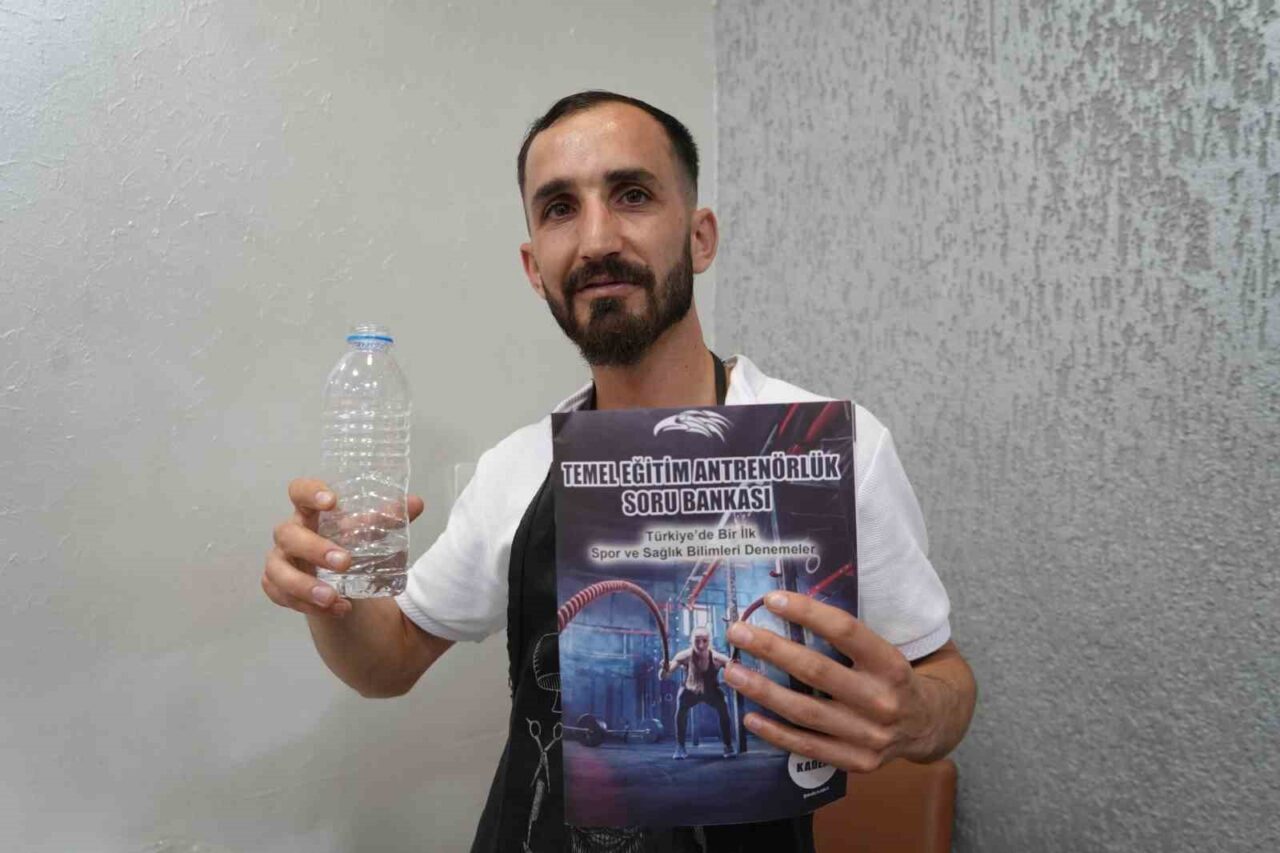 Bayburt’ta berberlik yaparak geçimini sağlayan Yalçın Akdeniz, daha önce 4