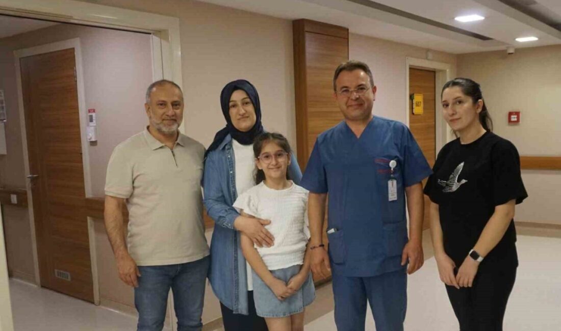 Gaziantep’te yaşayan 42 yaşındaki hasta, safra kesesinde oluşan 500’den fazla