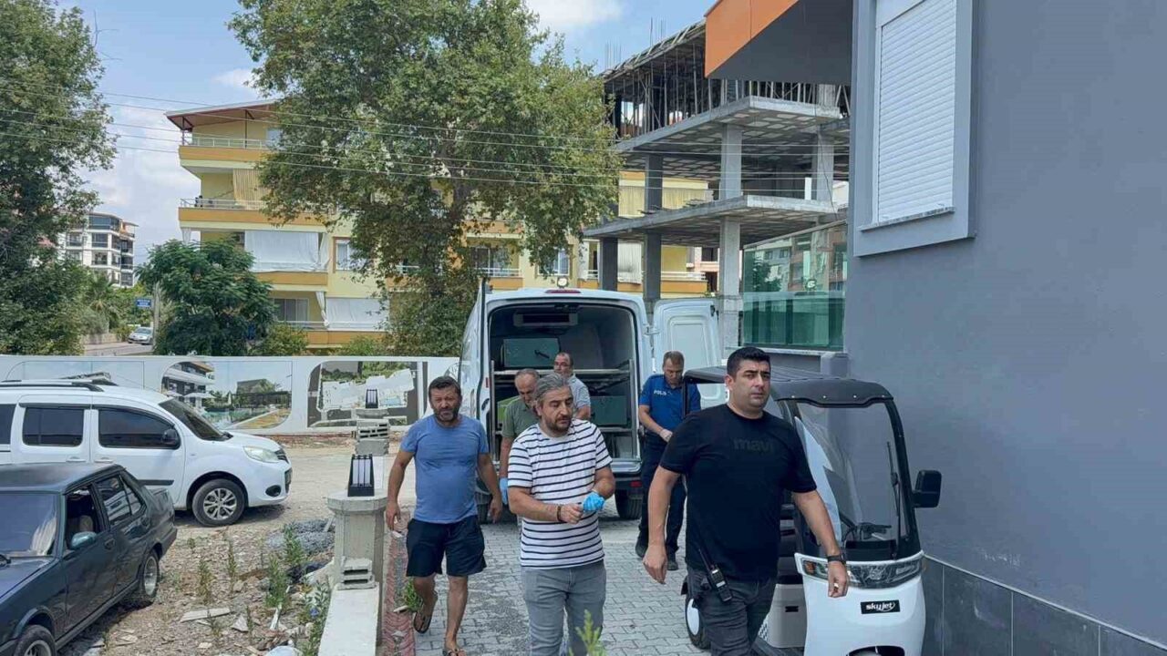 Antalya’nın Gazipaşa ilçesine yaklaşık 1 ay önce yerleşen 62 yaşındaki