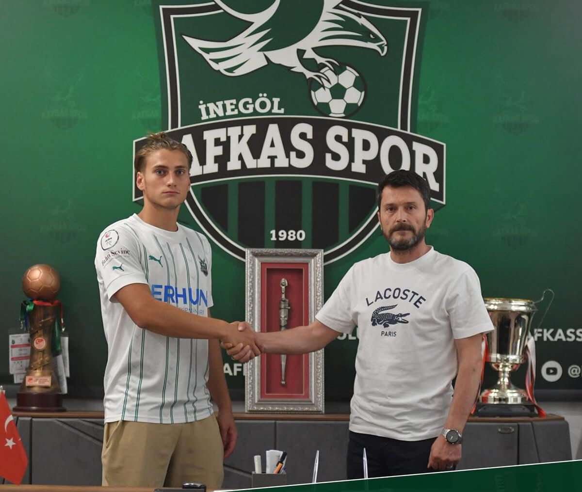 Transferin hareketli takımı Kafkasspor’da imzalar atılmaya devam ediyor. Süper ligde