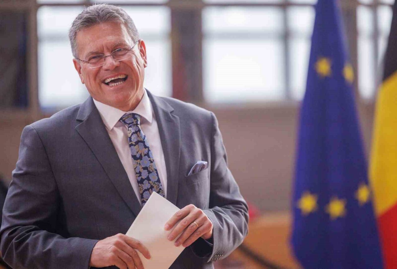 AB Komisyonu Ticaretten Sorumlu Üyesi Maros Sefcovic, Brükel’de düzenlenen Dış