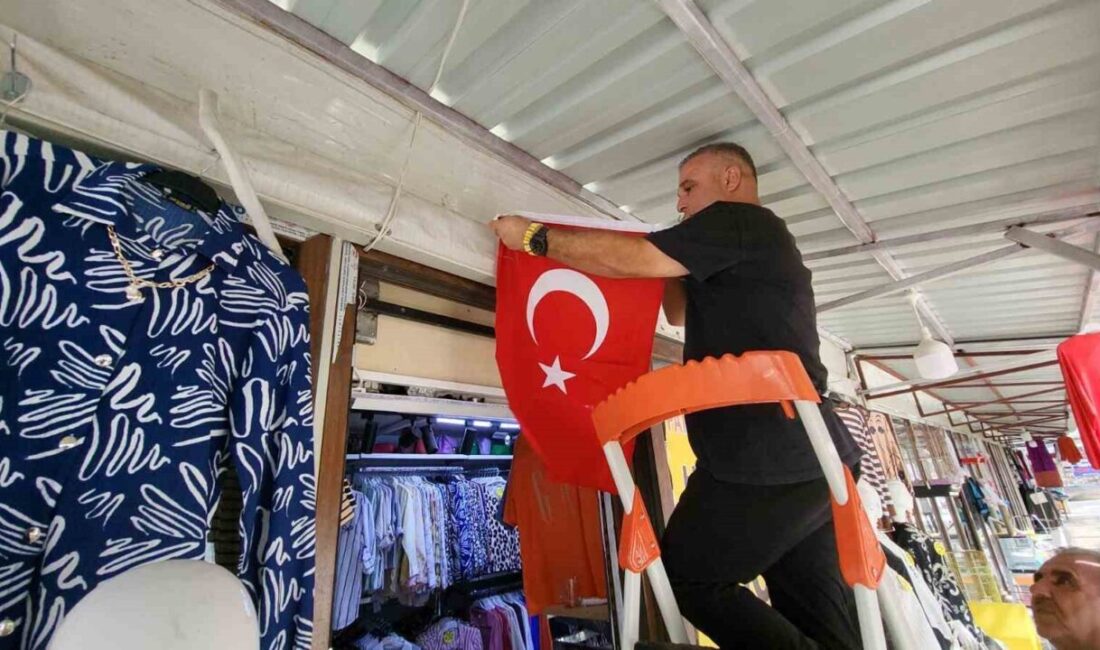 ‘Terörsüz Türkiye’ süreciyle ilgili Cumhurbaşkanı Recep Tayyip Erdoğan’ın bayrak çağrısına