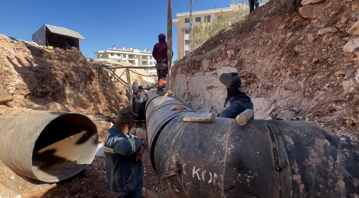 Adıyaman’da, özel bir firma tarafından yürütülen çalışmalar sırasında Gürlevik ana