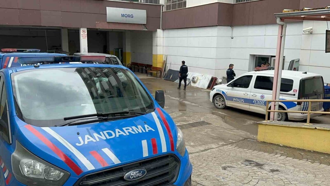 Adıyaman’da 40 yaşlarındaki bir kadın evde ölü bulundu. Edinilen bilgilere