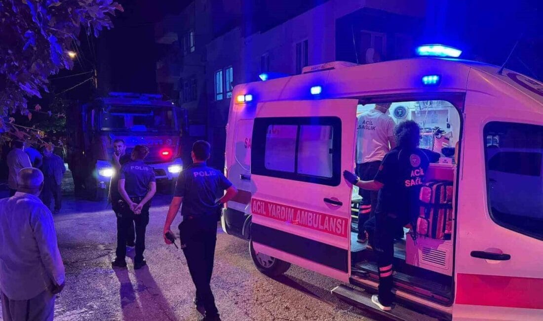 Adıyaman’da bir evde çıkan yangında 2 kişi dumandan etkilendi. Edinilen