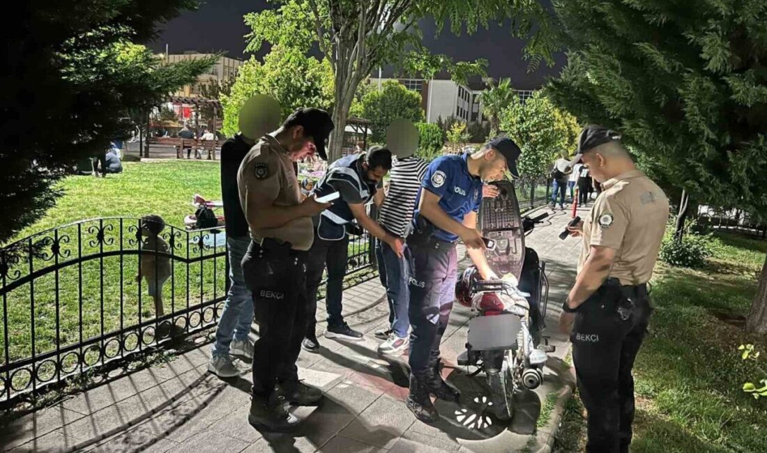 Adıyaman İl Emniyet Müdürlüğü ekiplerince il merkezinde gerçekleştirilen “Huzurlu Sokaklar-12”