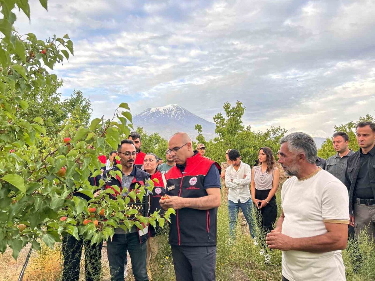 Ağrı Valisi Mustafa Koç, Doğubayazıt ilçesinde bir dizi ziyaret ve