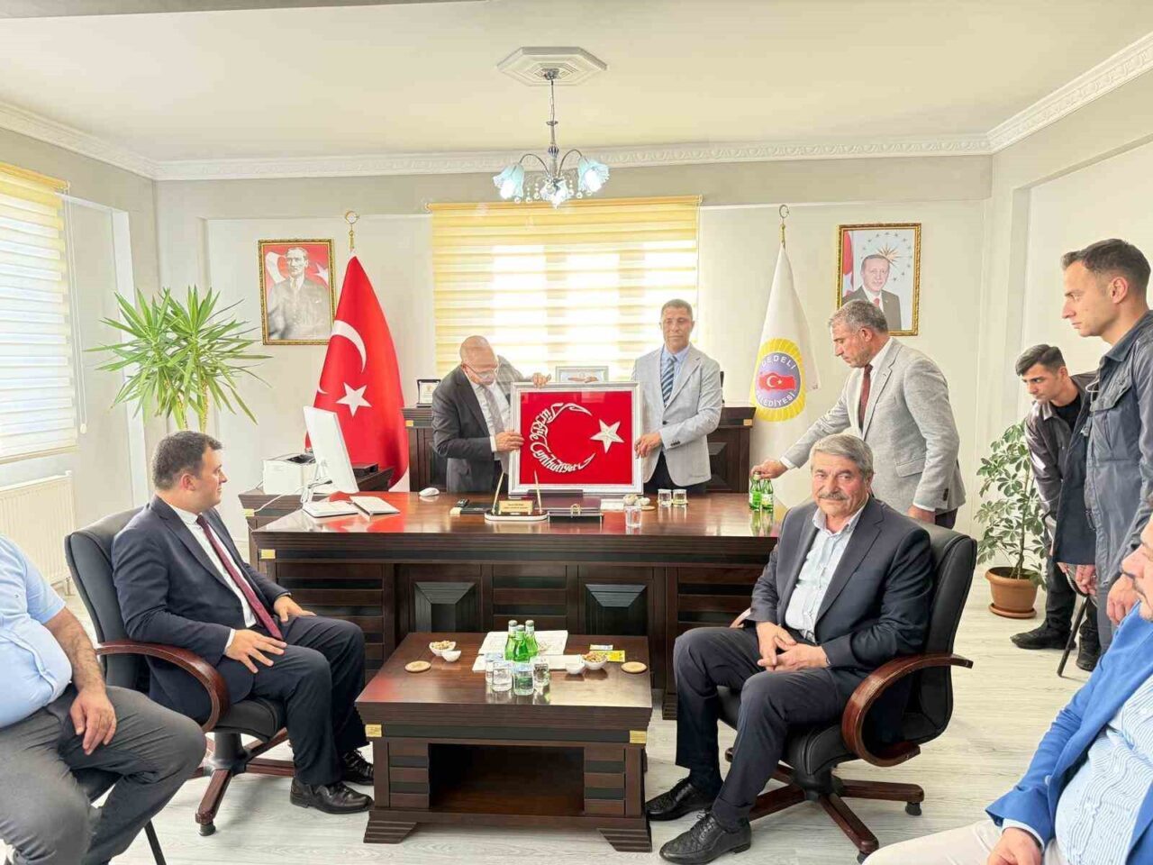 Ağrı Valisi Mustafa Koç, Patnos ilçesinde bir dizi ziyaret ve