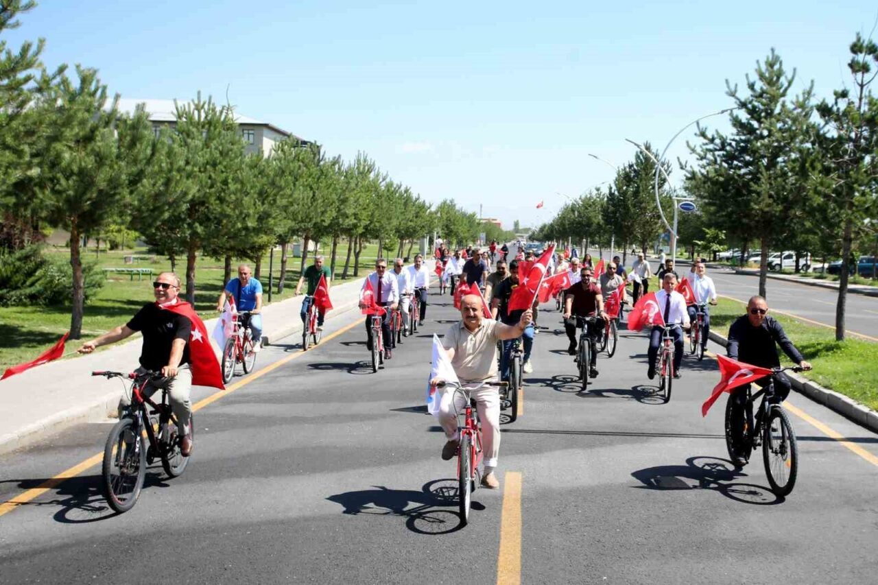 Ağrı İbrahim Çeçen Üniversitesinde (AİÇÜ), 15 Temmuz Demokrasi ve Milli