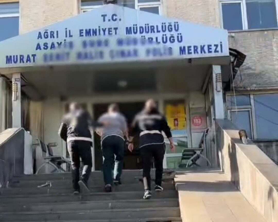 Ağrı’da, hakkında kasten öldürme suçundan kesinleşmiş 10 yıl hapis cezası