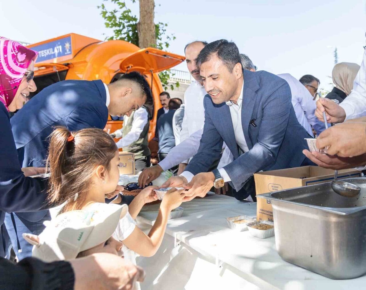 AK Parti Konya İl Başkanlığı, Muharrem ayı vesilesiyle düzenlenen aşure