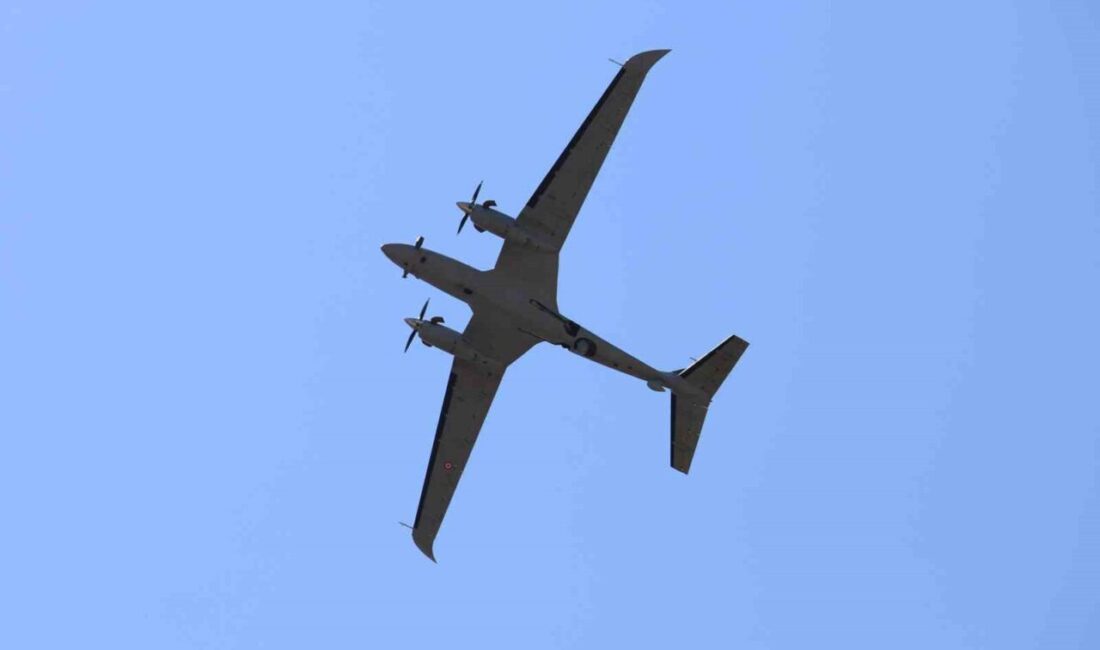 AKINCI Taarruzi İnsansız Hava Aracı (TİHA) ile Bayraktar TB3 Silahlı