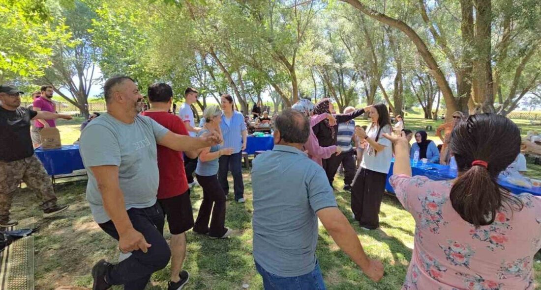 Denizli’nin tanınmış ailelerinden Garaibramların, yurt dışı ve farklı illerde yaşayan