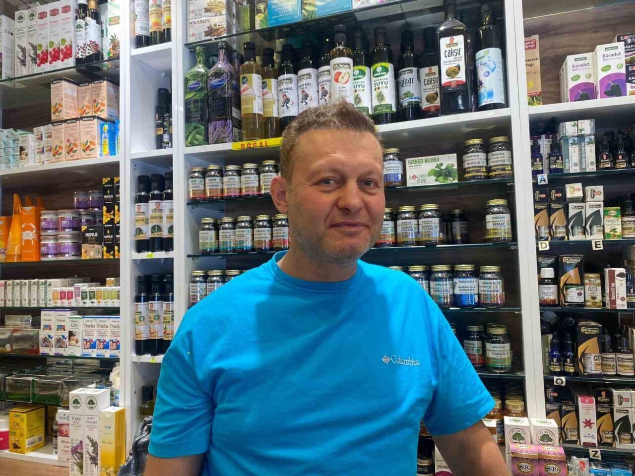 Eskişehir’de uzun yıllardır aktarlık yapan esnaf, eczanelerde bitkisel ürünlerin satılma