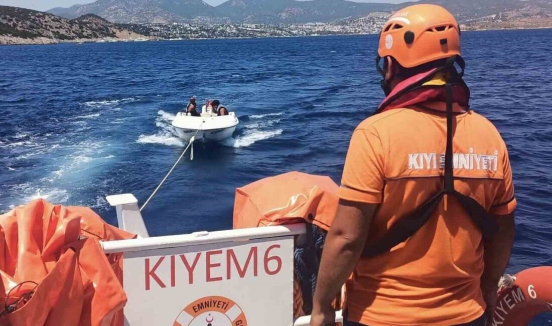 Muğla’nın Bodrum ilçesi Akvaryum koyunda makine arızası sonrası sürüklenen 4,5
