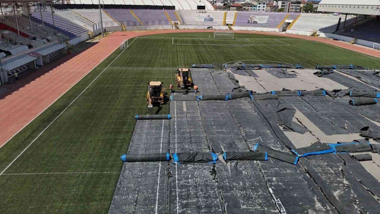 Gebzespor’un iç saha maçlarını oynadığı Alaettin Kurt Stadyumu, profesyonel lig