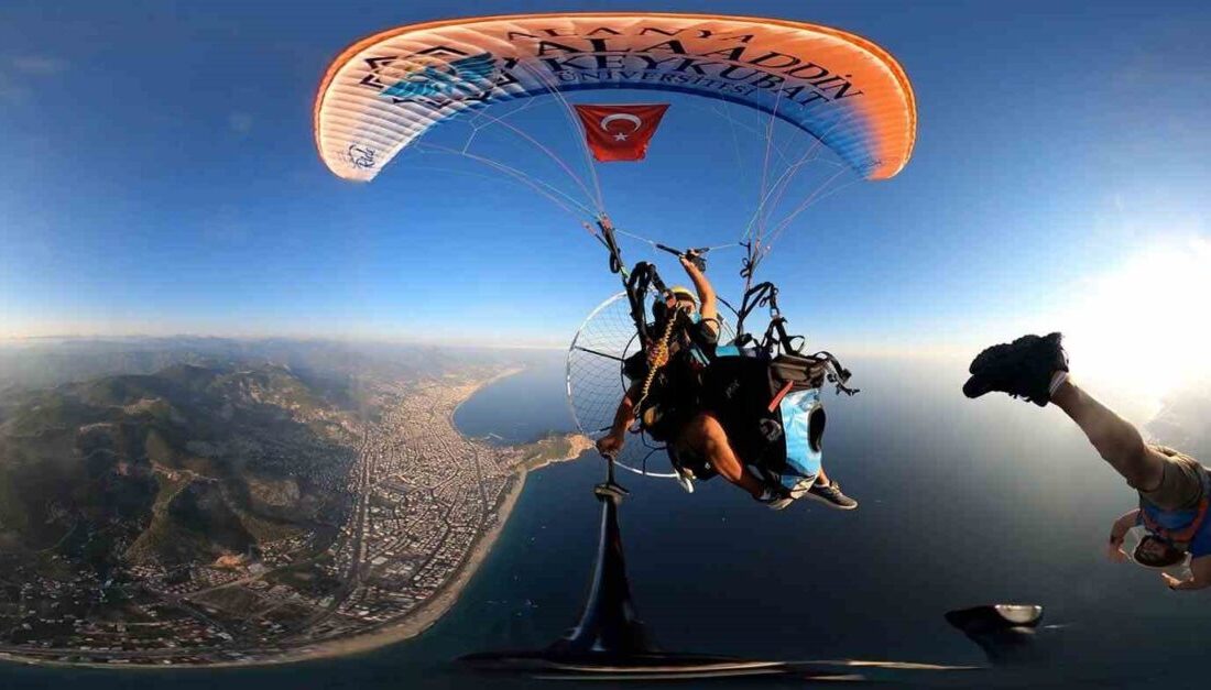 Alanya Alaaddin Keykubat Üniversitesinde (ALKÜ) 15 Temmuz Demokrasi ve Milli