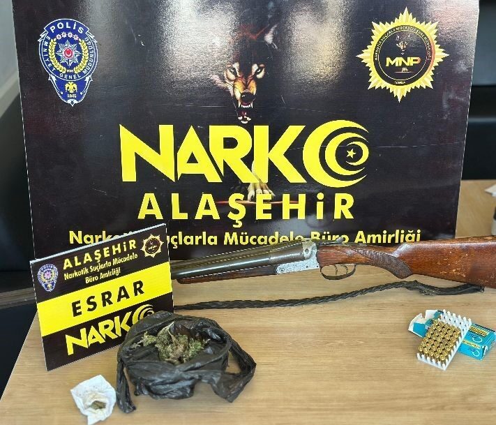 MANİSA (İHA) – Manisa’nın Alaşehir ilçesinde uyuşturucu ticareti yaptığı tespit