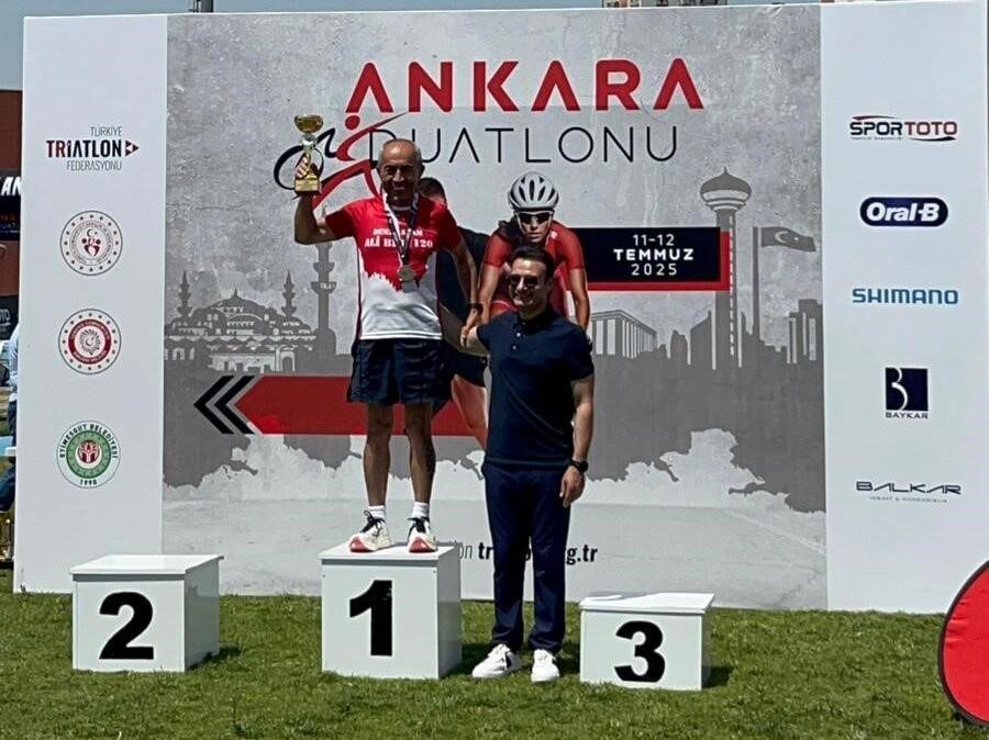 Antalyalı iş insanı ve milli sporcu Ali Bıdı, Ankara Dıatlonu’ndan