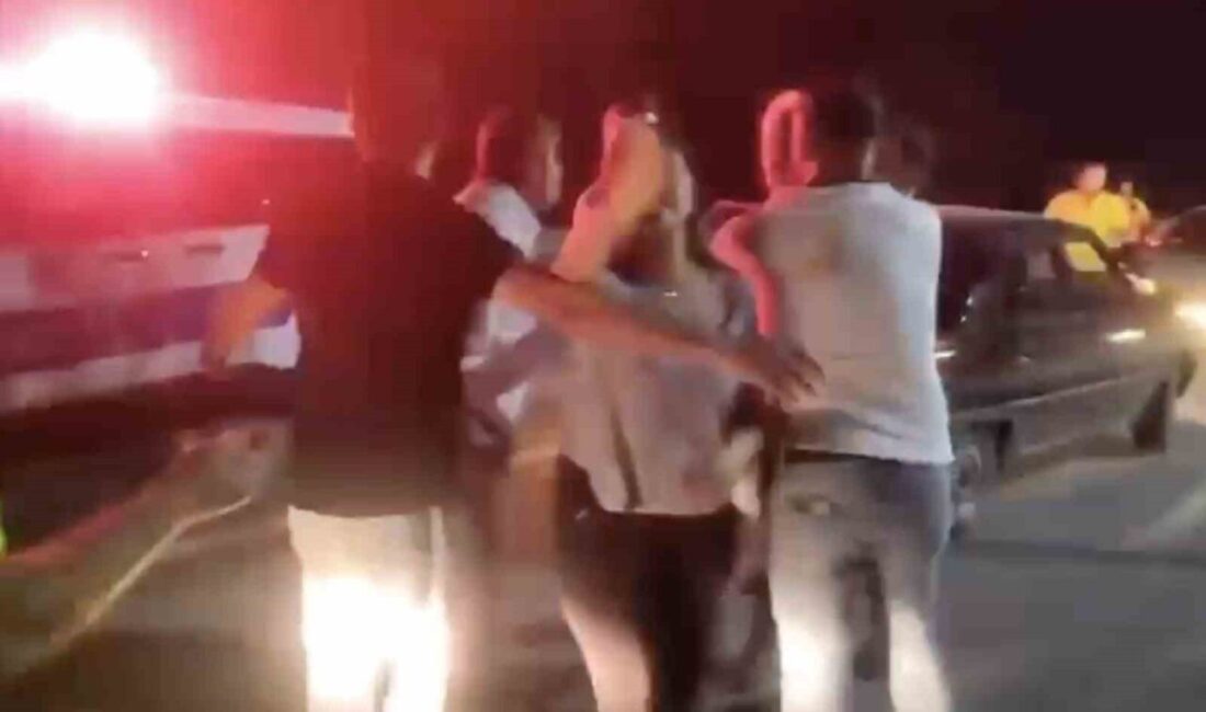 Çorum’da polis ekipleri tarafından yapılan denetimi görüntülemek isteyen basın mensubu,