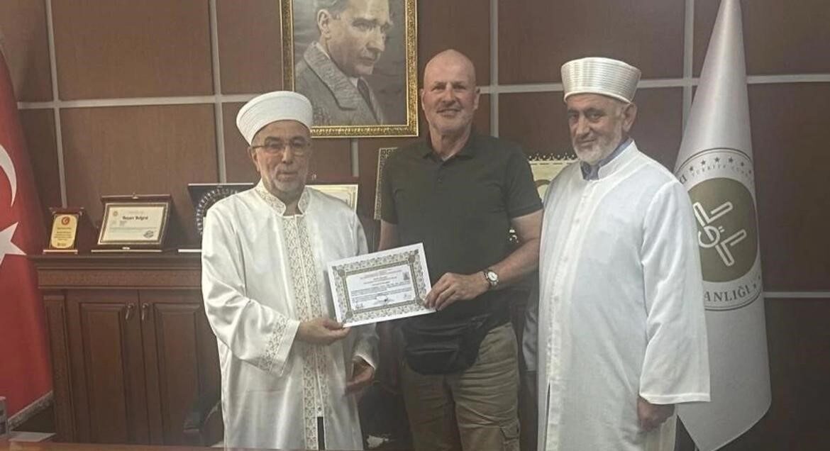 Alman vatandaşı Harald Hornig Nevşehir Müftülüğü’nde düzenlenen ihtida töreni ile