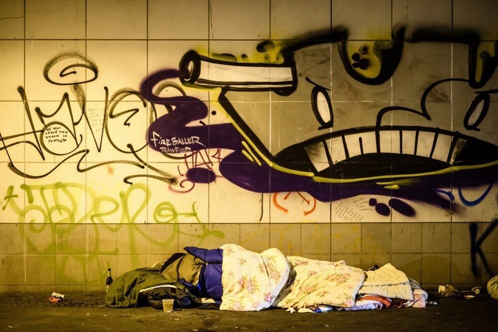 Almanya Federal İstatistik Ofisi (Destatis) tarafından yapılan açıklamada, Almanya’daki evsizlerin