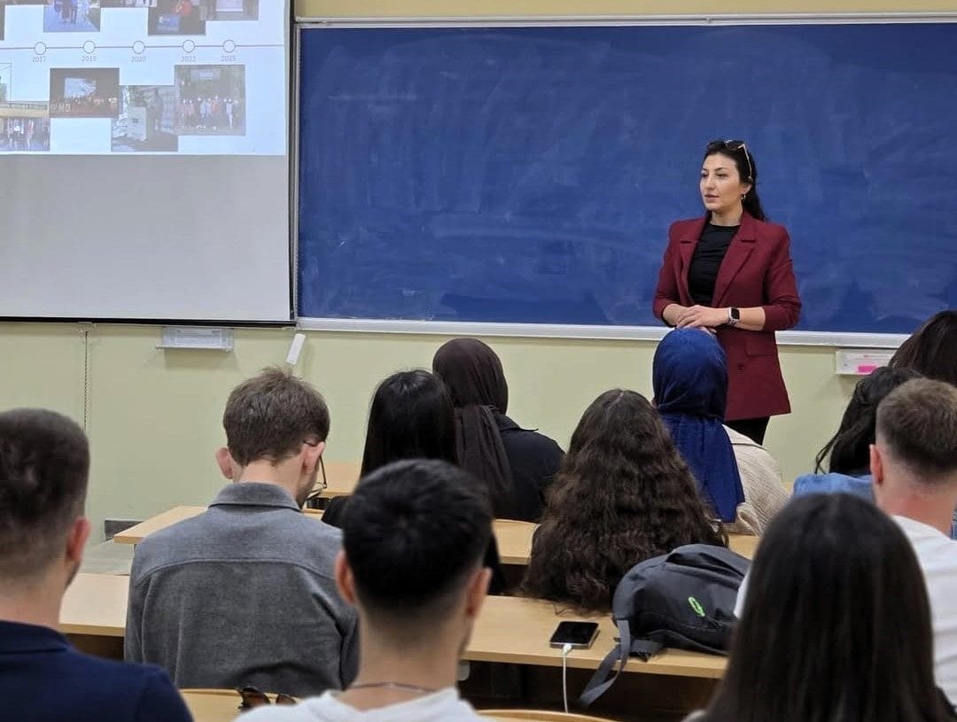 SUBÜ Malzeme ve İmalat Topluluğu tarafından düzenlenen söyleşide öğrencilere, alüminyumun