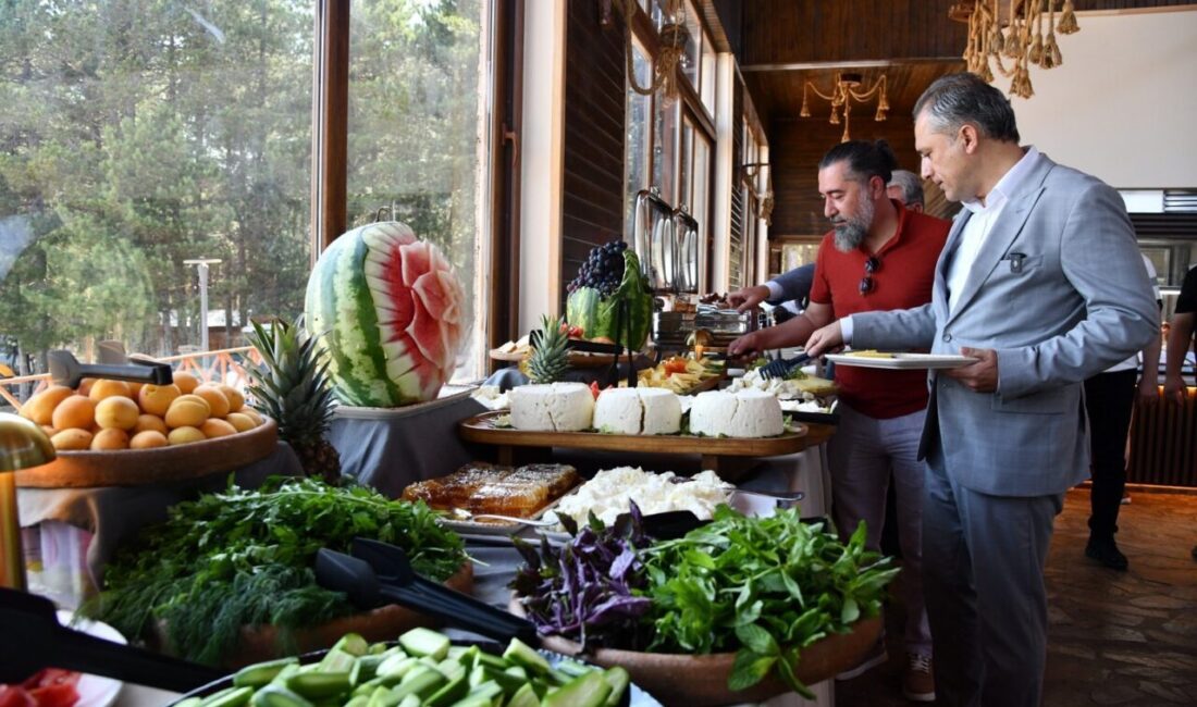 Osmaniye Belediyesi tarafından yapımı tamamlanan Zorkun Yaylası Sosyal Tesisleri hizmete
