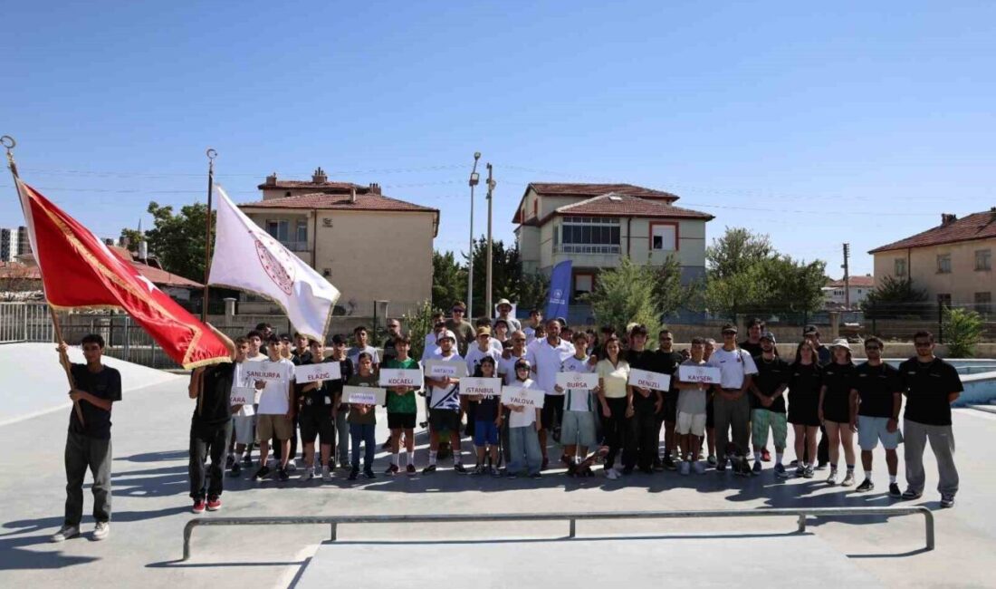 Karaman’da düzenlenen Anadolu Yıldızlar Ligi (ANALİG) Kaykay Türkiye Birinciliği Müsabakaları,