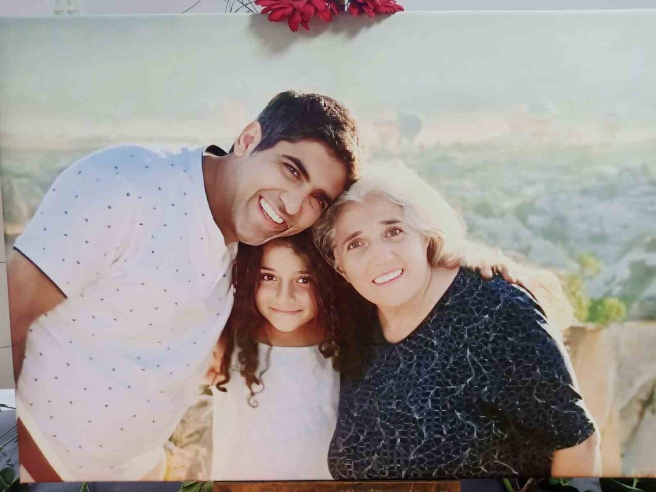 Grand Kartal Otel’in Genel Müdürü Emir Aras’ın kaldığı katta annesi,