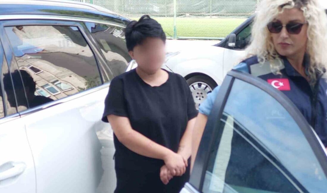 Samsun’da erkek arkadaşından ayrılmasını isteyen annesini bıçaklayarak ağır yaralayan genç