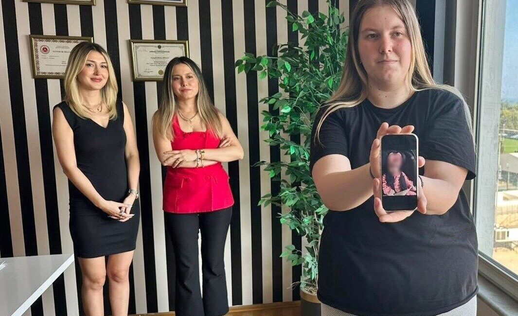 Antalya Havalimanı’nda 2024 yılında engelli tuvaletinde doğum yaptıktan sonra bebeğini