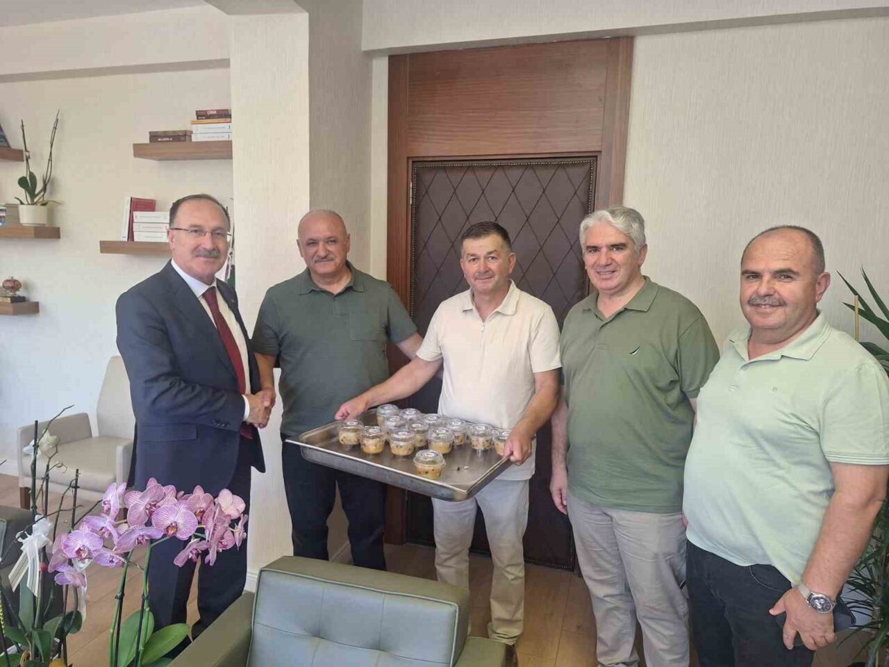 Eğitim Bir Sen Antalya Şubesi, geleneksel Aşure Günü etkinliği çerçevesinde