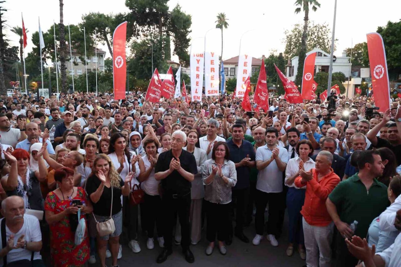 CHP Antalya İl Başkanlığı tarafından, “rüşvet” soruşturması kapsamında tutuklanan Büyükşehir