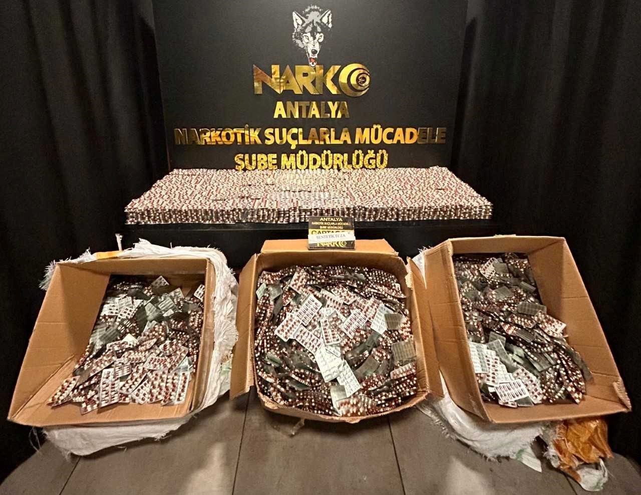 Antalya’da son bir haftada düzenlenen narkotik operasyonlarında 21 olayda gözaltına
