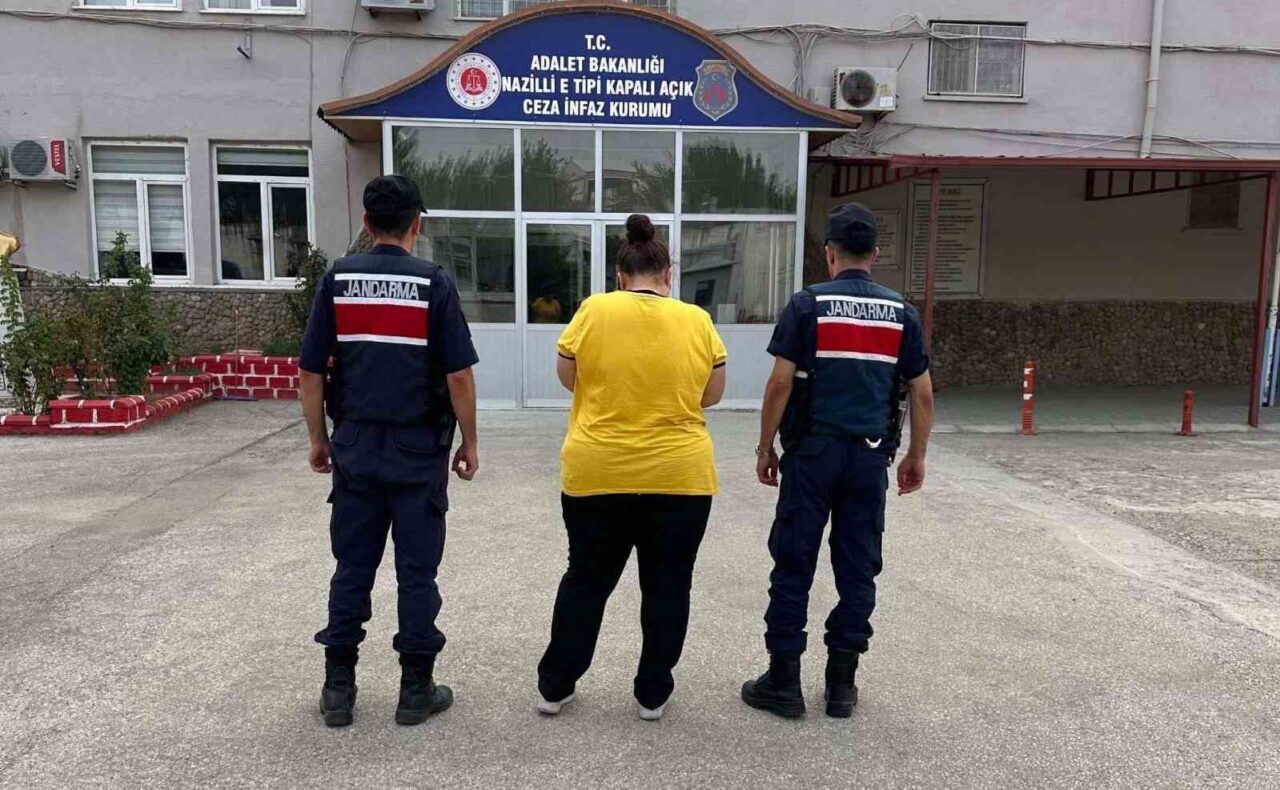 Aydın’ın Nazilli ve Kuyucak ilçelerinde çeşitli suçlardan aranan 2 kişi,