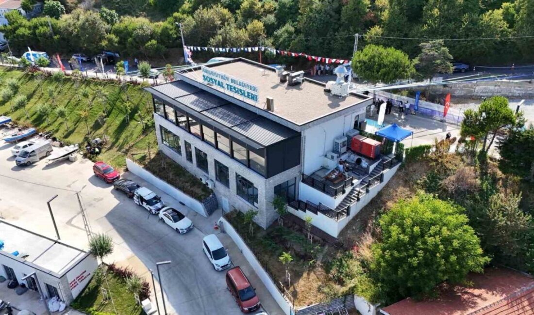 Arnavutköy Belediyesi tarafından Karaburun sahiline kazandırılan Liman Sosyal Tesisleri, düzenlenen