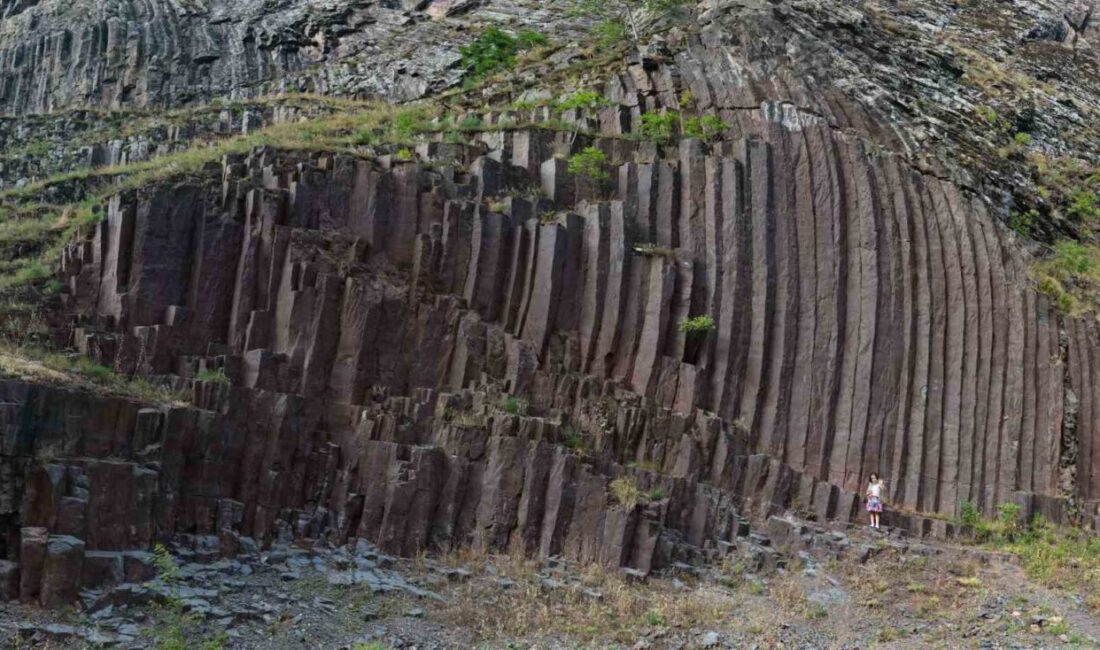 Artvin’in Hatila Vadisi Milli Parkı içinde yer alan Bazalt Kayalıkları,