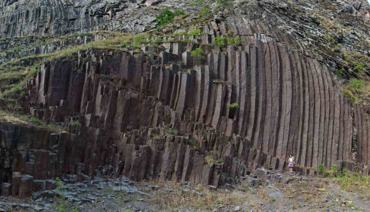Artvin’in Hatila Vadisi Milli Parkı içinde yer alan Bazalt Kayalıkları,