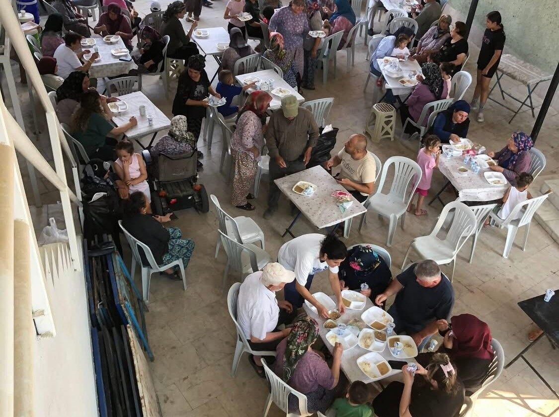 Manisa’nın Sarıgöl ilçesine bağlı Aşağıkoçaklar Mahallesi’nde geleneksel hale gelen Muharrem