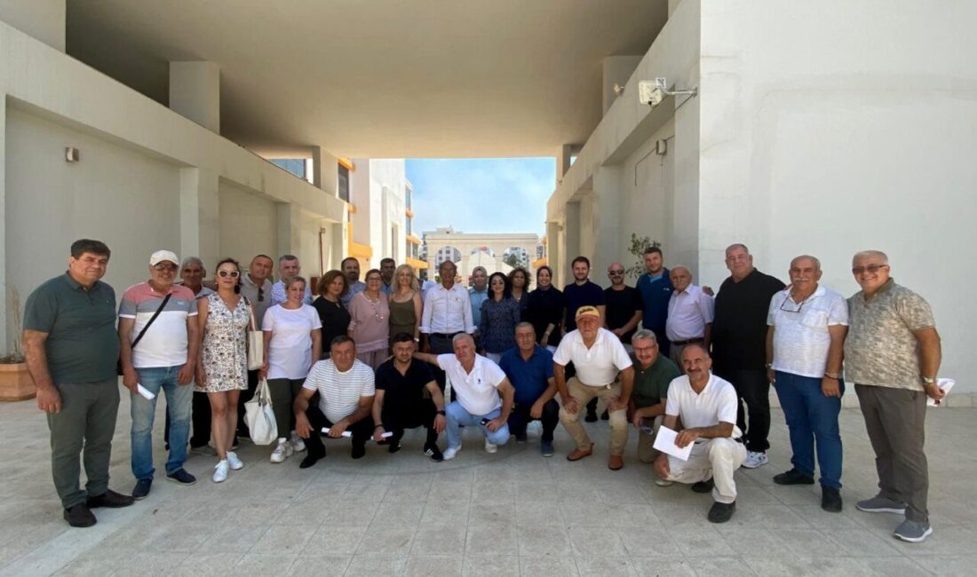 Antalya’nın Muratpaşa ilçesinde görev yapan muhtarlar, ilçe sakinlerine daha etkin