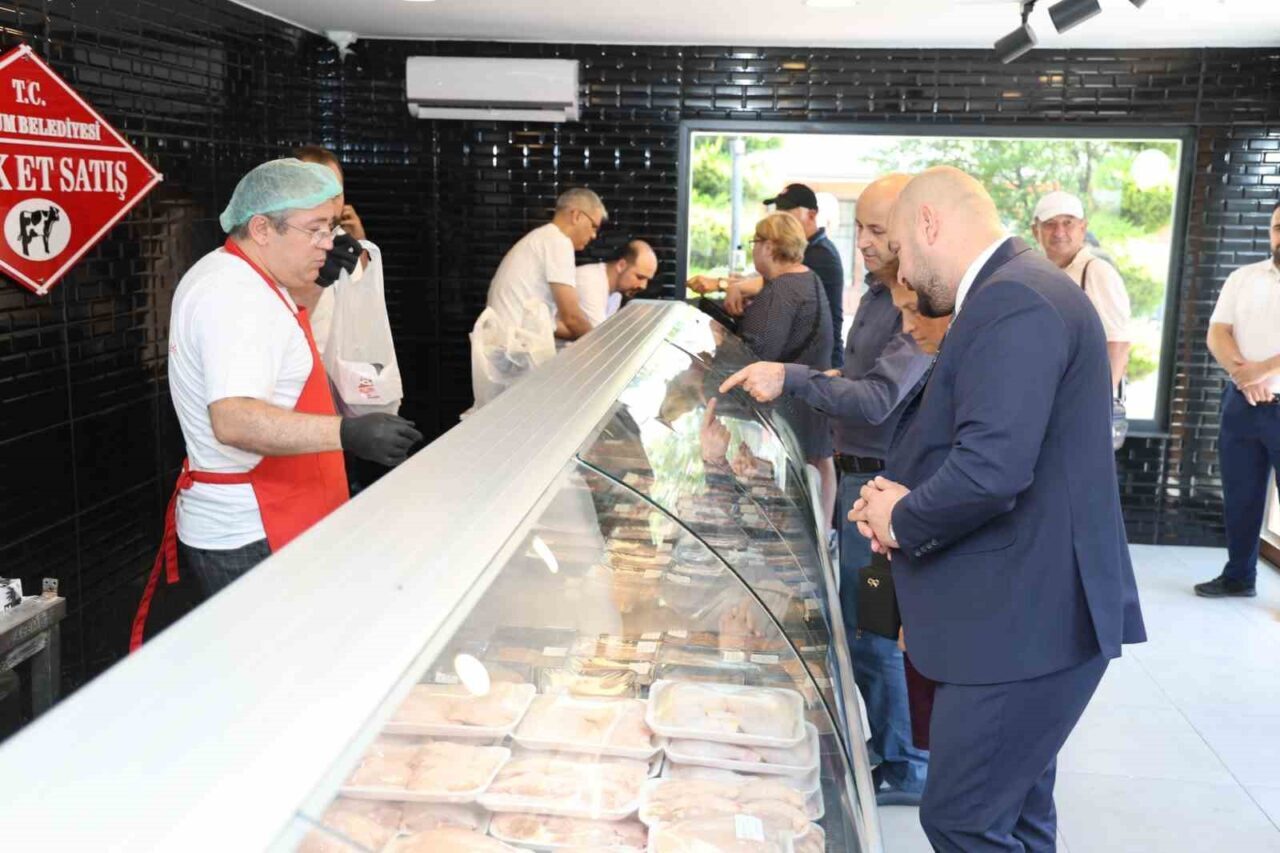 Samsun’un Atakum ilçesine ilk kent lokantasını kazandıran Atakum Belediye Başkanı