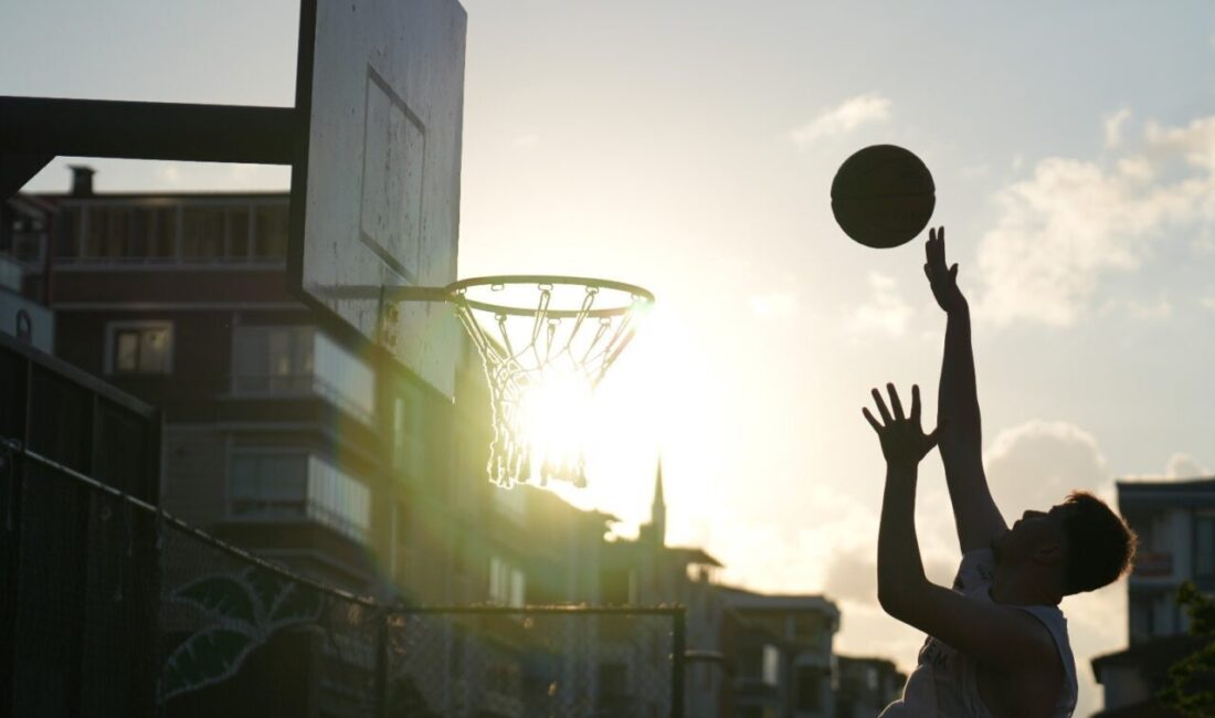 Samsun’un Atakum Belediyesi’nin geleneksel hale getirdiği 3×3 Basketbol Turnuvası, adrenalin