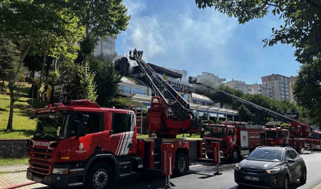 Ataşehir’de bir balık restoranında çıkan yangın itfaiye ekiplerince kontrol altına