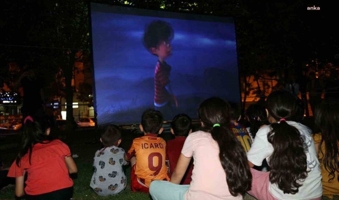 Ataşehir Belediyesi, yaz akşamlarını çocuklar için daha renkli ve eğlenceli